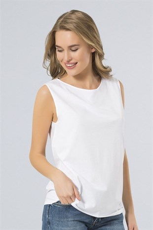 Kadın Beyaz Florance Kayık Yaka Basic T-shirt
